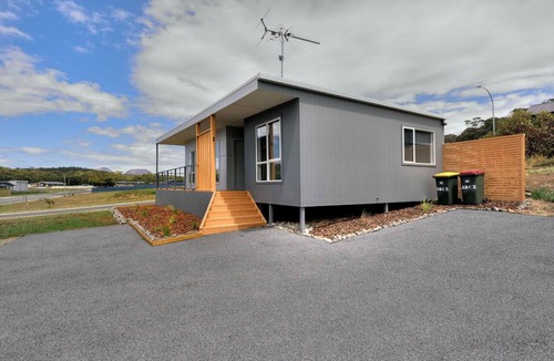 Coles Bay House | Archella 2 - Freycinet Holiday Houses