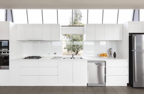 Bingie House | Architectural masterpiece on 100 acres next to the beach