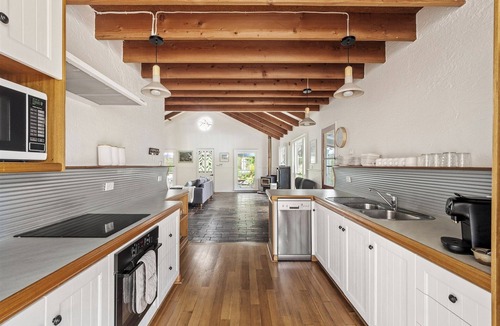 Prevelly House | Aroha - Character Filled Coastal Home in Prevelly