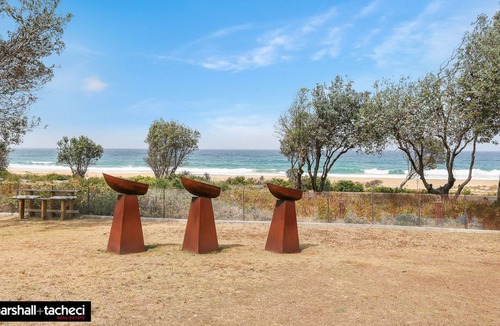 Cuttagee House | Art House 2 - Tathra Bermagui Road 3599