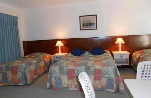 Augusta Hotel | Augusta Molloy Motel - Unit 6