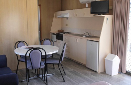 Maiden Gully House | Avondel Caravan Park