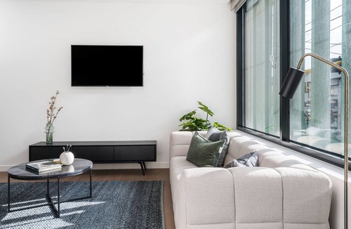 Glen Iris Apartment | Axel Apartments 101 The Anderson
