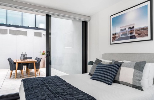 Glen Iris Apartment | Axel Apartments G02 The Faircroft