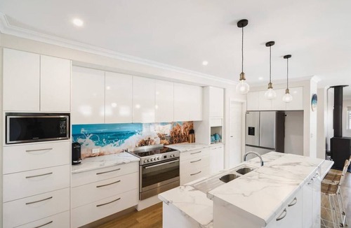 Eagle Bay House | Azzure Family Getaway—Close to Central Dunsborough