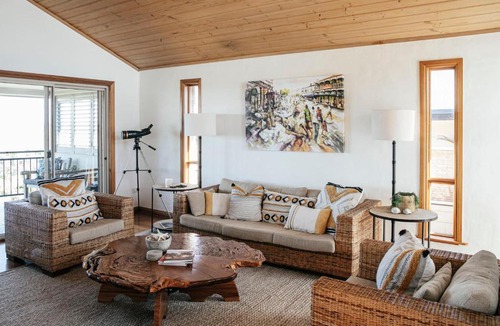 Angourie House | Baan Sabai Two Bed - oceanstays