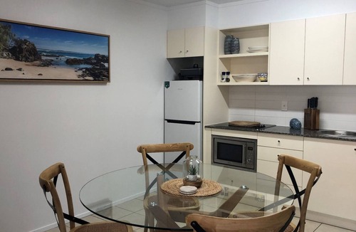 Rainbow Beach Apartment | Baden 70 - Rainbow Shores. Ground Floor. Air Con. Overlooking lap pool. Wi-Fi