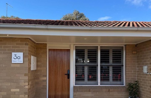 Kaniva Apartment | Baker three apartments