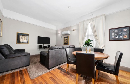 New Town House | Bakers Retreat