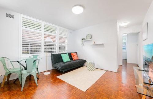 Mosman Apartment | Balmoral & Beyond Connected Comfort in Mosman