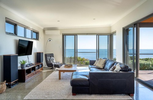 Peppermint Grove Beach House | Banyandah I Private Properties
