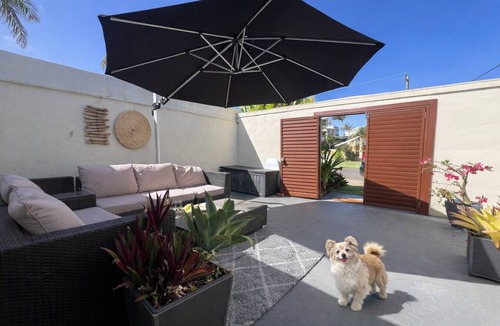 Buddina Apartment | Barefoot Buddina Laid-Back Pet Friendly by the Sea