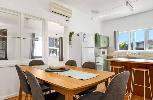 Batehaven House | Batehaven Coastal Home Near Corrigans Beach