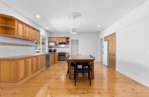Sorrento House | Bay Perfection in a central location