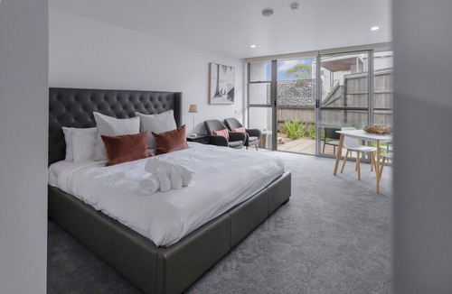 Lorne Apartment | Bay View: Sunrise