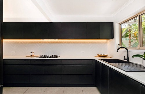 Hardys Bay House | Bay views with a secluded bush backdrop
