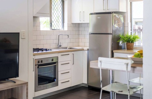 Byron Bay House | Bayshore Bungalow 4 - Oceanstays