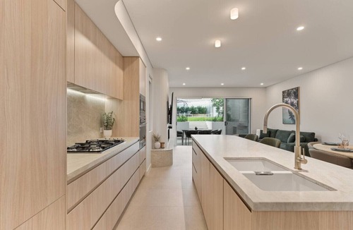 Port Hacking House | Bayside Luxury Retreat with Pool Near to Cronulla