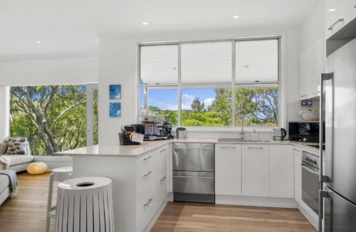 Hardys Bay House | Beach, Bay, Bush and Heated Plunge Pool