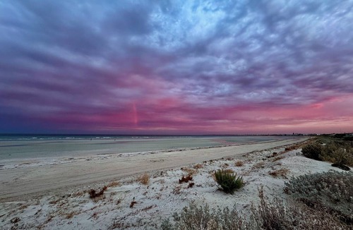 North Beach House | Beach Bliss Wallaroo Absolute beachfront location - step straight onto the sand