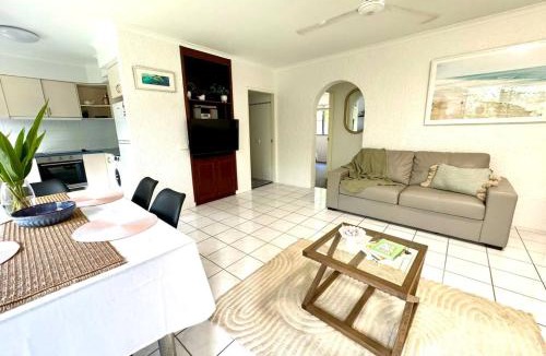 Port Douglas Apartment | Beach Comber