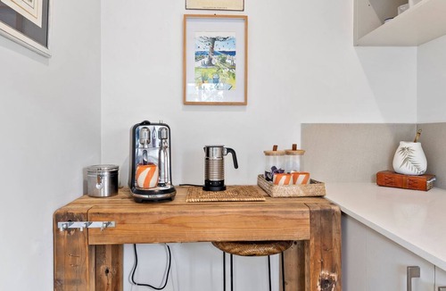 Casuarina House | Beach Hideaway - 100m from the beach