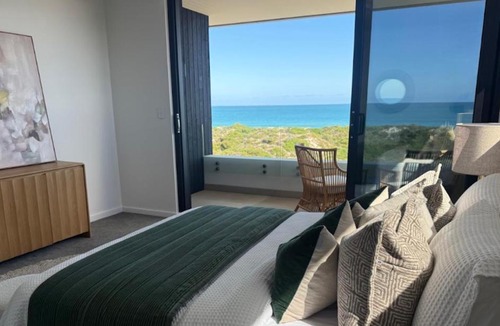 Scarborough House | Beach House Scarborough - sweeping ocean view luxury