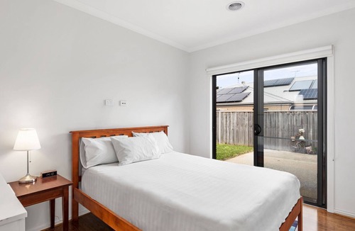 Indented Head House | Beach Life - Modern beach bound entertainment