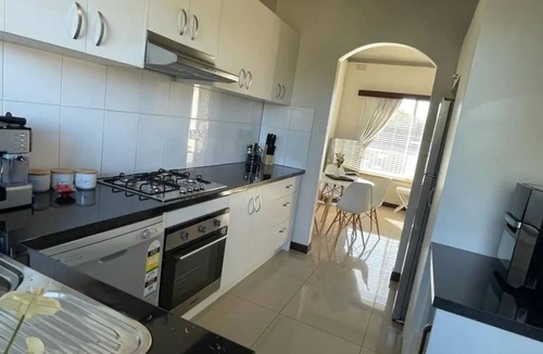 Henley Beach South Apartment | Beach Retreat -$0 for more than 1 guest!