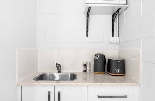 Vincentia Apartment | Beach Views on Excellent Studio 27 - Belle Escapes Jervis Bay