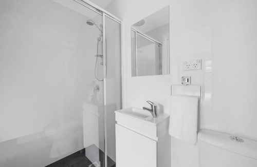 Vincentia Apartment | Beach Views on Excellent Studio 27 - Belle Escapes Jervis Bay