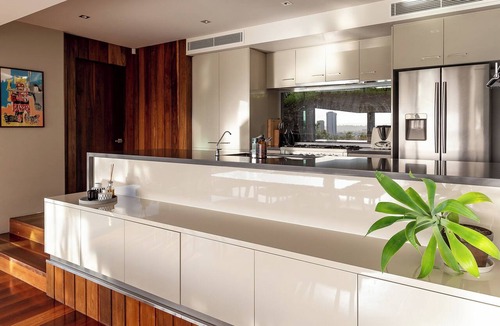 Currumbin House | Beachfront Currumbin home, sleeps 8 · Rooftop terrace, fire pit, ocean views