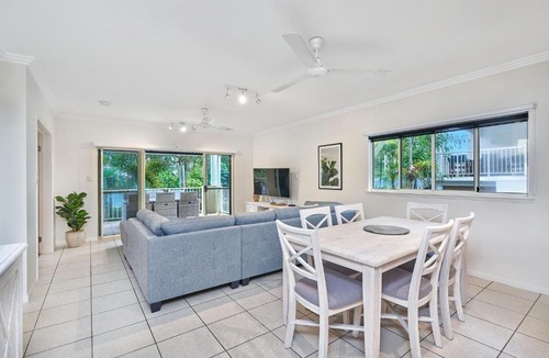 Clifton Beach Apartment | Beachfront On Arlington