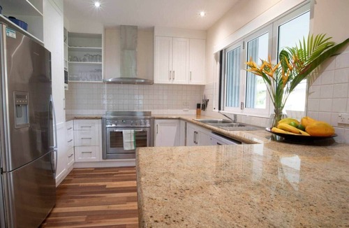 Mission Beach House | Beachfront on Mission - Absolute Beachfront