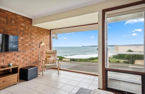 Port Elliot House | Beachfront Views at Southern Sands