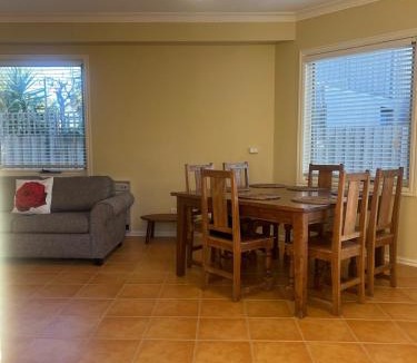 Apollo Bay Apartment | Beachside Apartment