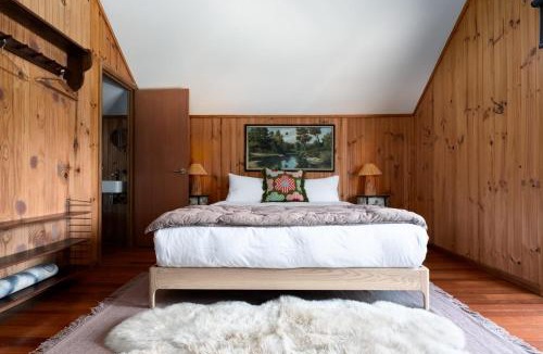 Low Head House | Beachside Barn Family Getaway