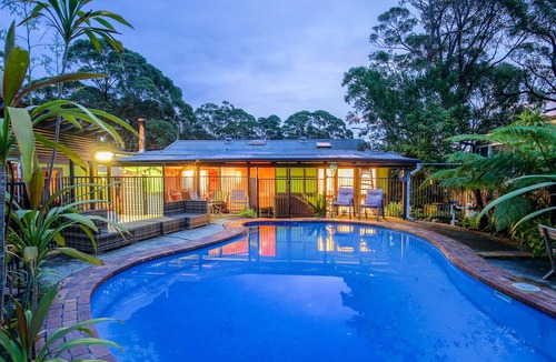 Huskisson House | Beachside Family Home with Private Pool and BBQ
