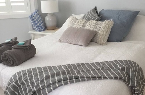 Blue Bay House | Beachside Living at Boomerang