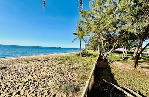 Slade Point House | Beachside Mackay, Lamberts Beach, Mackay