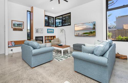 Werri Beach House | Beachside - Werri Beach