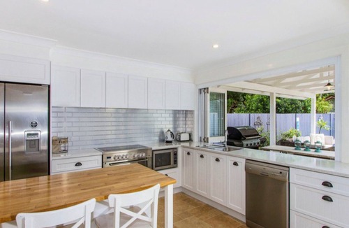 Pearl Beach House | Beachworth by HolidayCo.
