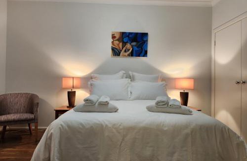 Berwick Bed & Breakfast | Beaumont Waters Unit,2 bedrooms,3 beds