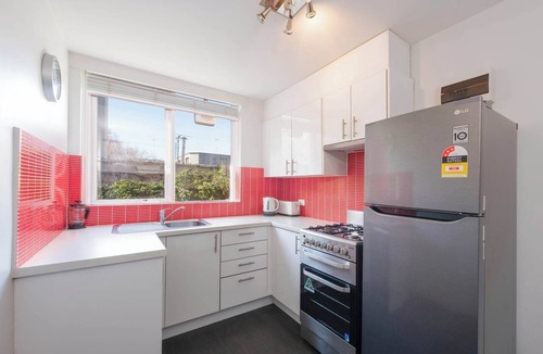 South Yarra Apartment | Beautiful 1 BDR Retreat South Yarra Balcony