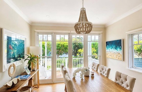 Freshwater House | Beautiful Hamptons style home, just a short walk from the Beach, shops & cafés.