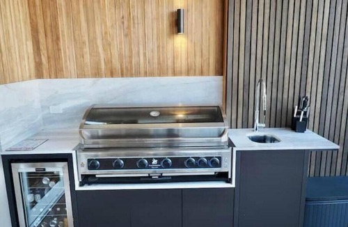Port Melbourne House | beautiful renovated Victorian cottage for longer term rental