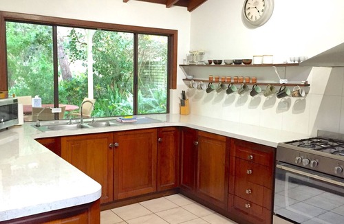 Redgate House | Bella Retreat - Peace & seclusion in redgum forest