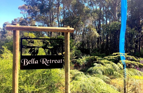 Redgate House | Bella Retreat - Peace & seclusion in redgum forest