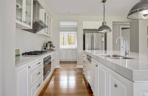 Sorrento House | Bellaluca Hamptons: 5 BR, 6 BA House in Sorrento , Sleeps 12