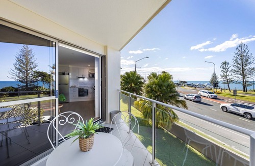 Mooloolaba Apartment | Bellardoo Beachside Mooloolaba 2 Bedroom Apartment